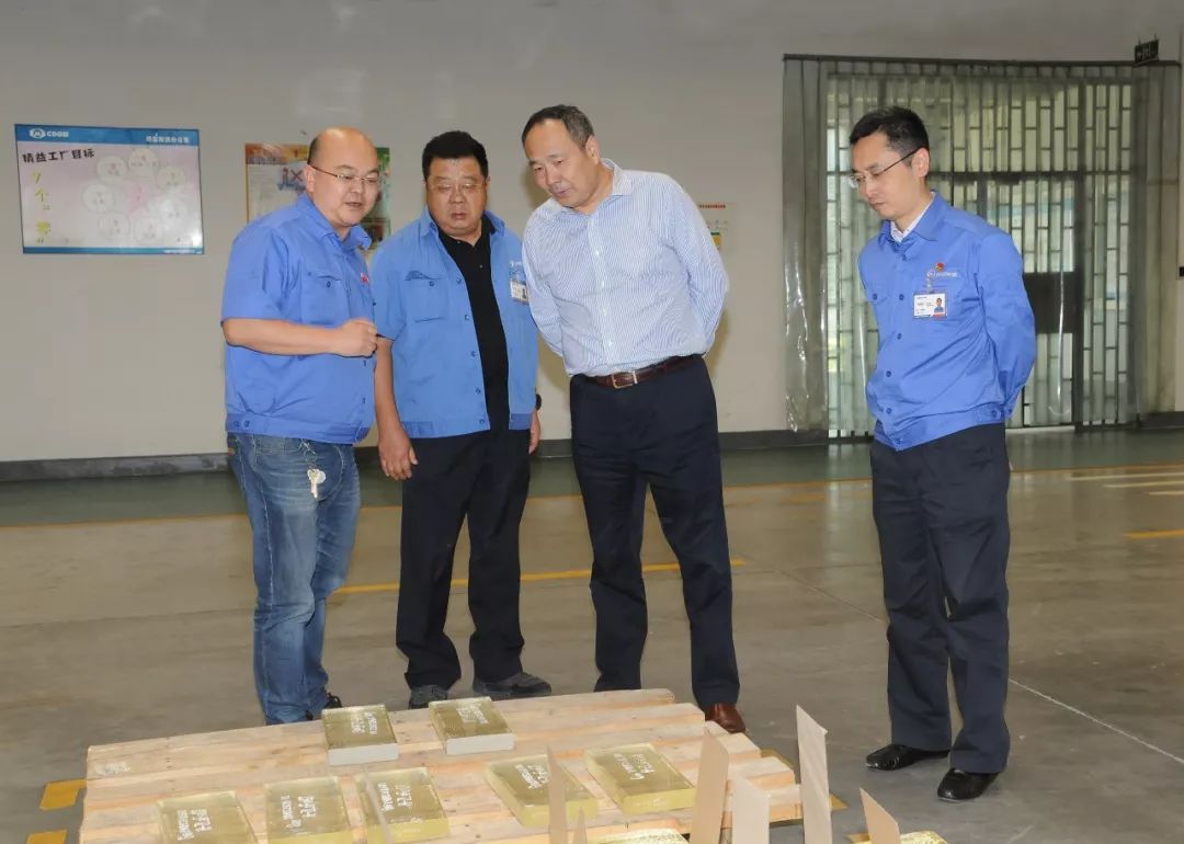 推進自主創新體系建設 積極向科技創新型企業轉型——龔艷德調研四川3家企業
